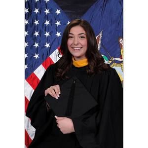 Meet your Posher, Carmela